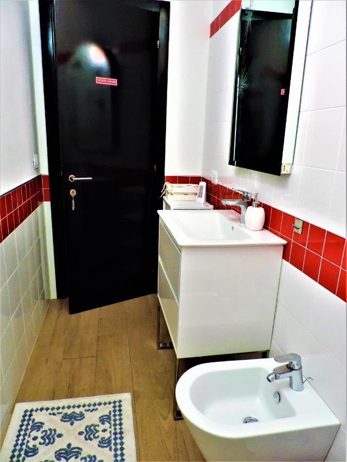 Residenza Bra Rooms เวโรนา ภายนอก รูปภาพ