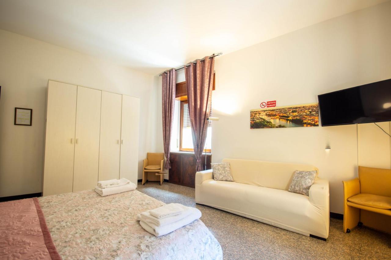 Residenza Bra Rooms เวโรนา ภายนอก รูปภาพ