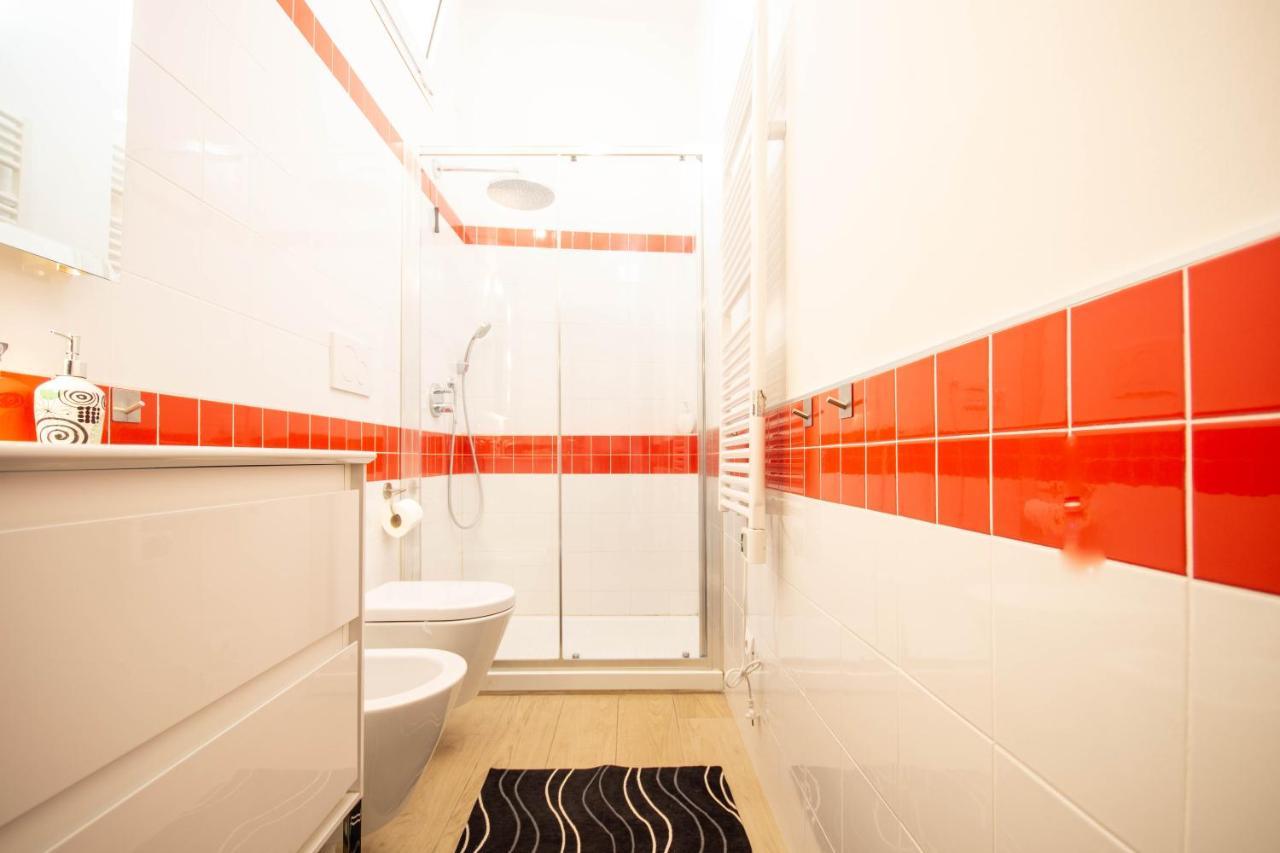 Residenza Bra Rooms เวโรนา ภายนอก รูปภาพ