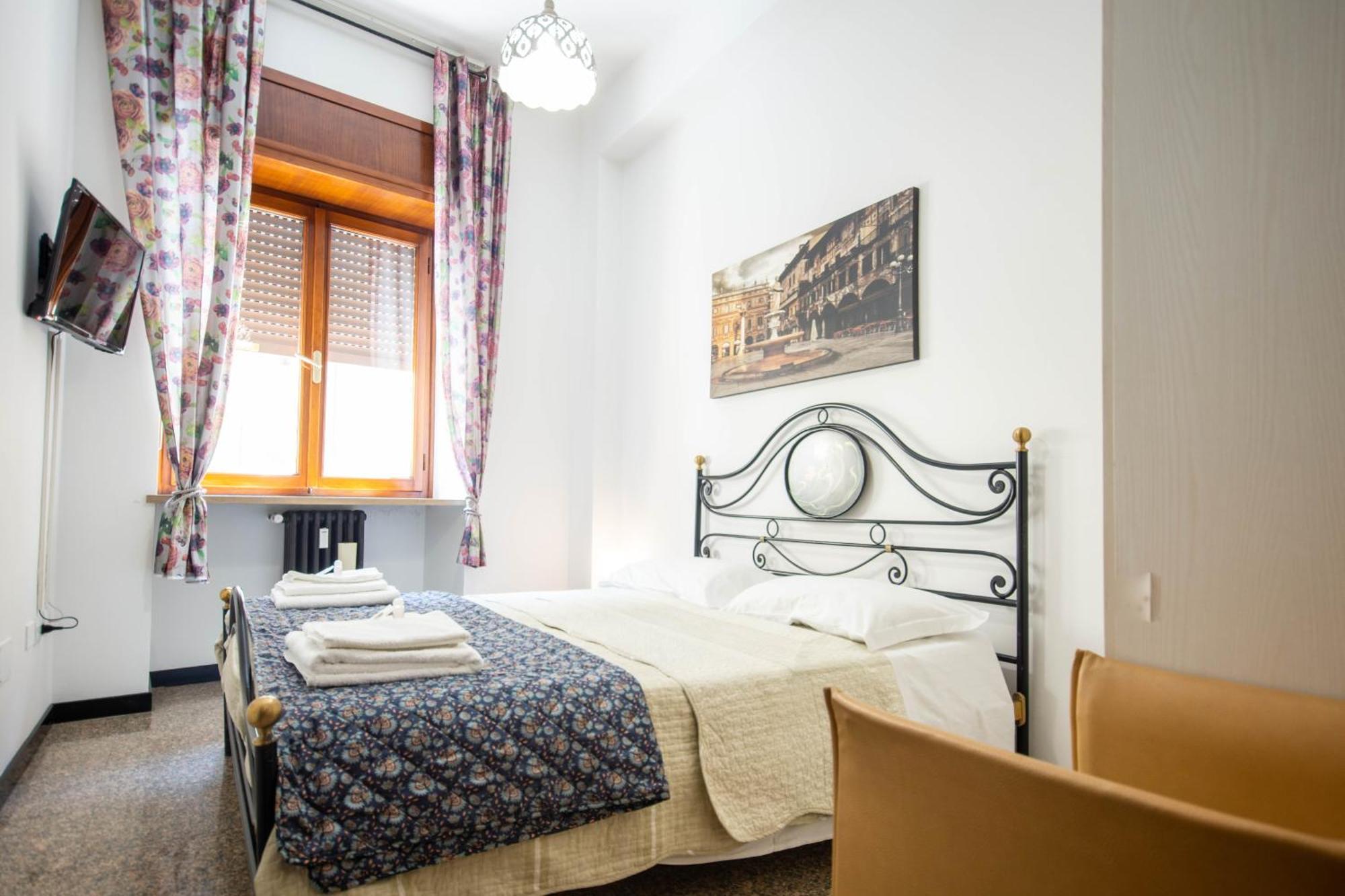 Residenza Bra Rooms เวโรนา ภายนอก รูปภาพ