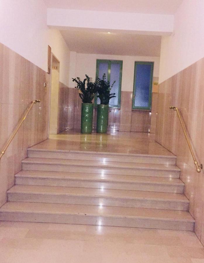 Residenza Bra Rooms เวโรนา ภายนอก รูปภาพ